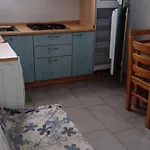 Inviting Flat For Four Guests In דירה *