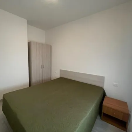 Inviting Flat For Four Guests In Rosolina Mare