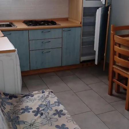 Inviting Flat For Four Guests In Lägenhet *