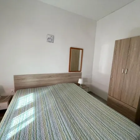 Inviting Flat For Four Guests In